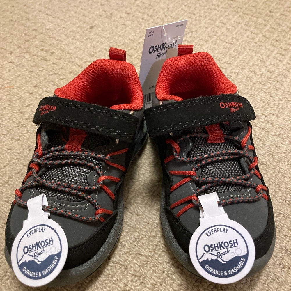 OshKosh B'gosh Toddler Black and Red Shoes